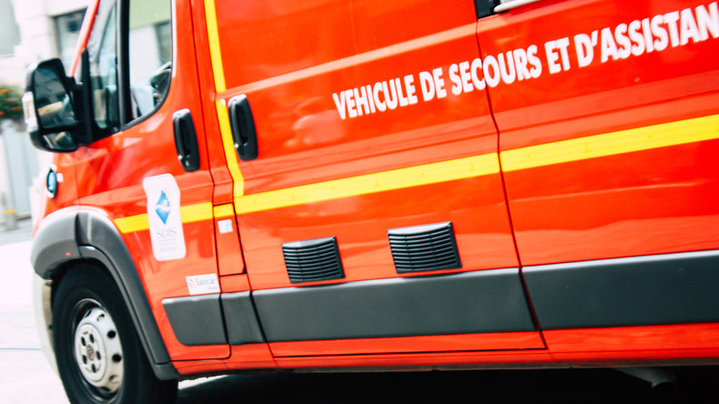 «Venez tous, prenez les flingues, on va les niquer» : nouvelle agression choc, en France, de pompiers et du Samu