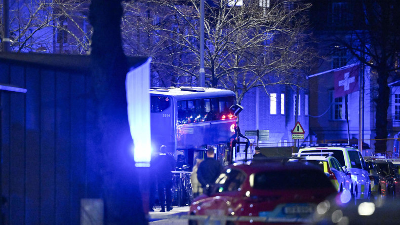 Suède : un bus percute un abri à Stockholm, faisant trois morts et plusieurs blessés selon la police