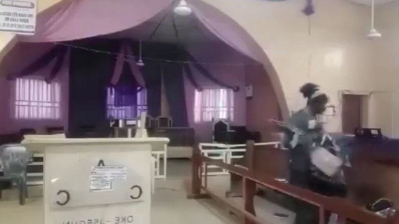 Nigeria : deux morts dans une attaque d’église retransmise en direct