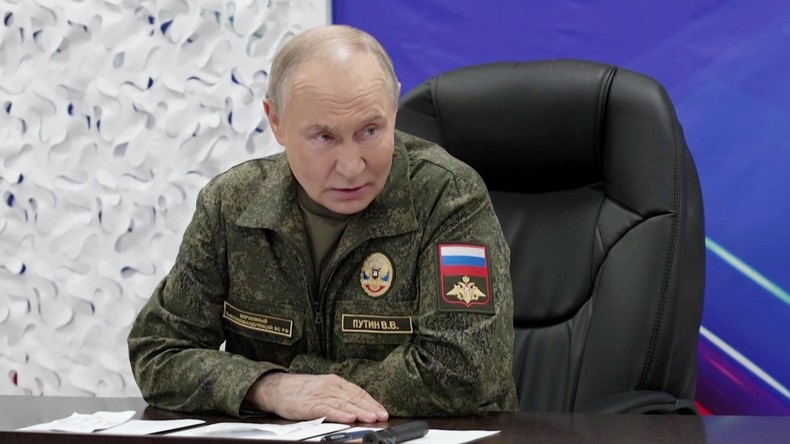 Poutine : L'Ukraine est dirigée par un «groupe criminel assis sur un tas d’or»