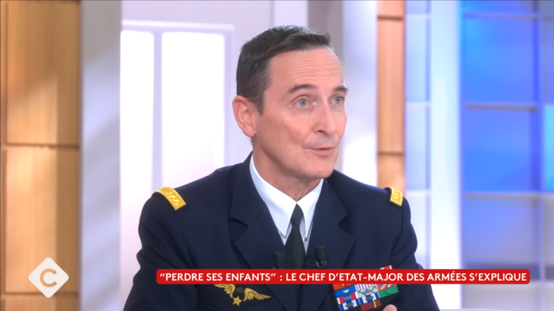 France : le chef d’état-major assume ses propos sur la nécessité de se préparer à la guerre