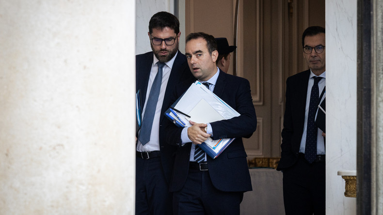Budget : Sébastien Lecornu dénonce le «cynisme et les errements» de certains partis