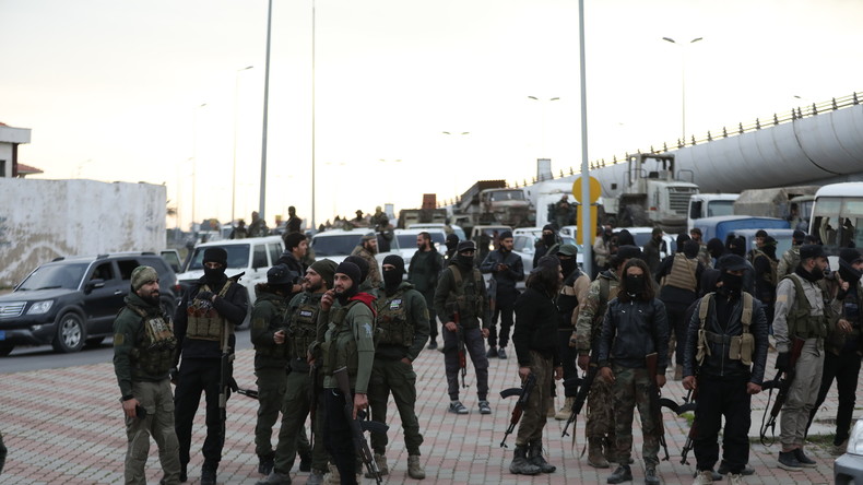 En Syrie, la minorité alaouite se mobilise après une nouvelle flambée de violences