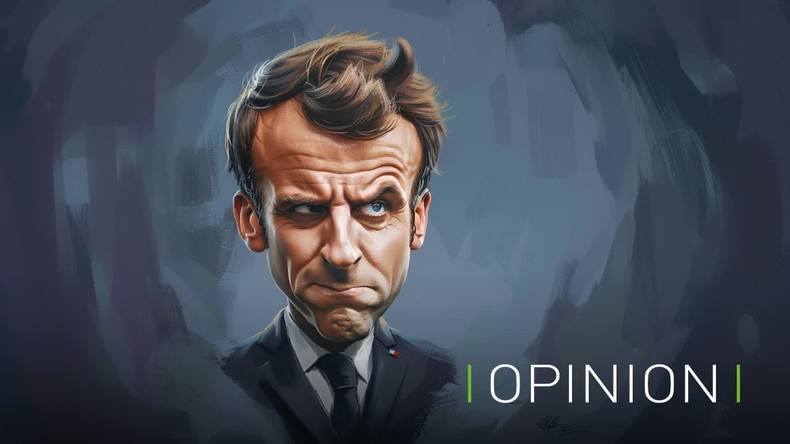Macron et son service militaire de perlimpinpin