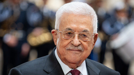 Cessez-le-feu à Gaza : Mahmoud Abbas reçu à l’Élysée, l’ambassade israélienne fulmine