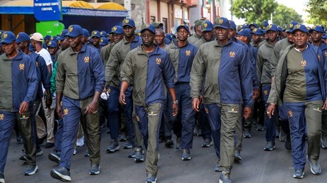 Sénégal : le président Bassirou Diomaye Faye clôture la semaine des Forces armées par une randonnée pédestre symbolique