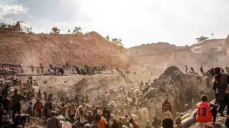 RDC : l'effondrement d'un pont de fortune dans la mine de cuivre de Kalando fait plusieurs dizaines de morts