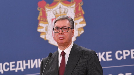 Vucic est-il mêlé au scandale du «safari humain» ? Belgrade accuse les médias de manipulation politique