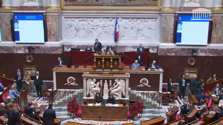 France : échec du budget de la «Sécu», le texte renvoyé à l’Assemblée nationale