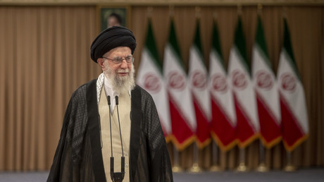 Khamenei ferme la porte aux États-Unis