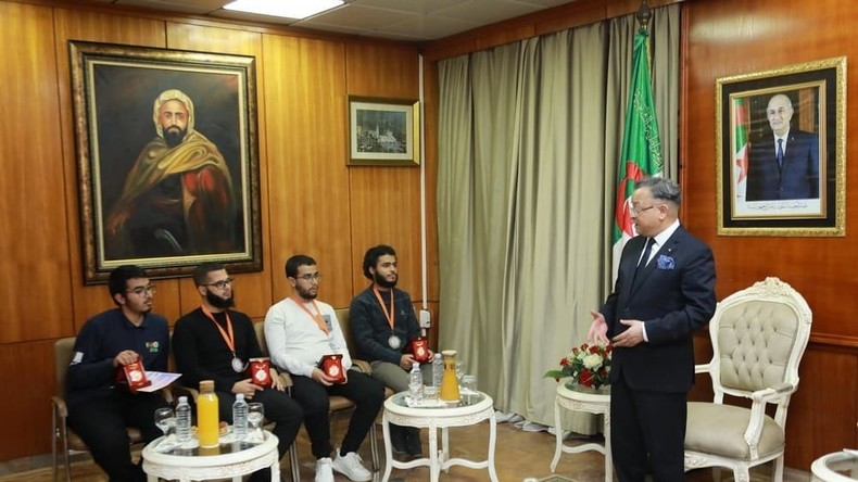 Quatre étudiants algériens médaillés d’or aux Olympiades internationales de mathématiques à Moscou