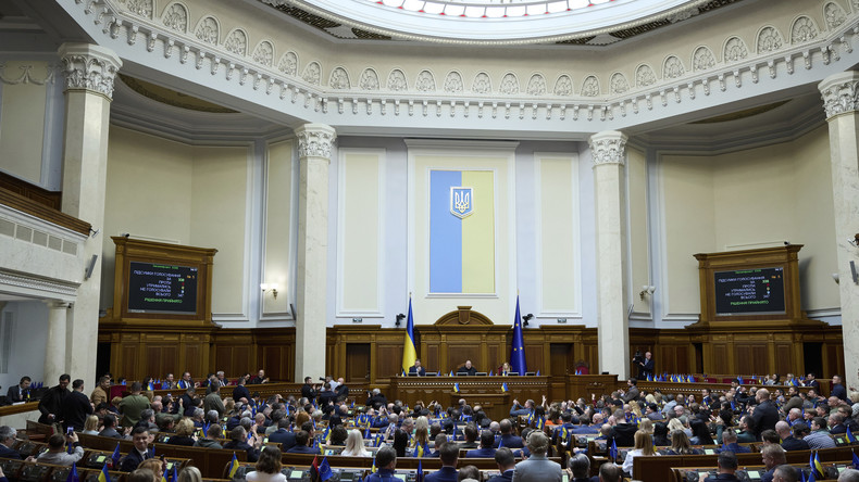 Le Parlement ukrainien adopte une loi retirant au russe son statut protégé au titre de la Charte européenne des langues