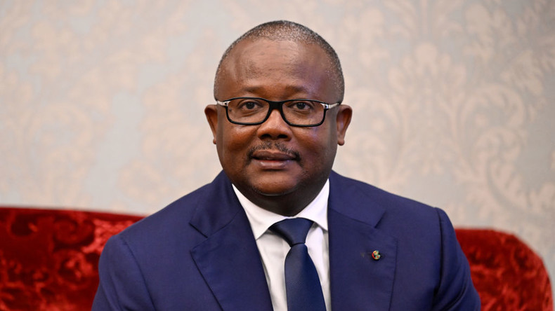 Après le Sénégal et la RDC, le président bissau-guinéen renversé, Umaro Sissoco Embaló, choisit le Maroc pour son exil