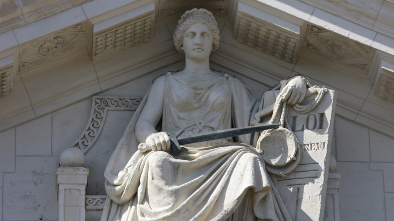 France : le vice-président d’un tribunal soupçonné d’avoir appelé à kidnapper et à violer son ex-femme