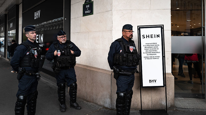 Des acheteurs de poupées pédopornographiques interpellés dans toute la France