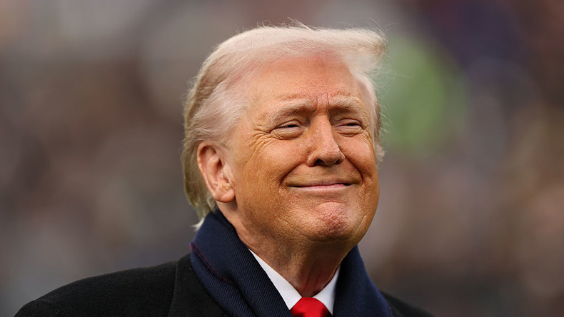 Trump affirme qu'il pourrait s’indemniser d’un milliard de dollars de dommages et intérêts sur les fonds fédéraux