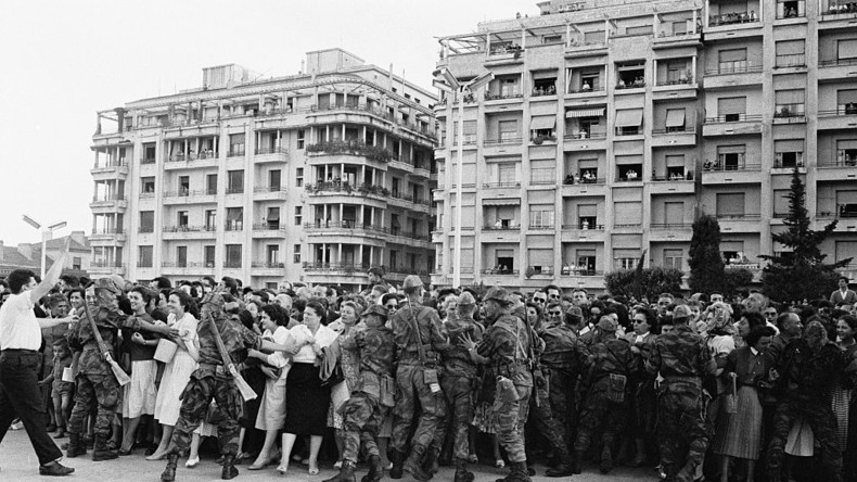 Algérie : les députés examinent un projet de loi criminalisant la colonisation française