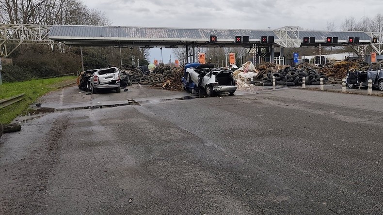 La mobilisation agricole se poursuit en France, les paysans ne veulent pas de trêve de Noël