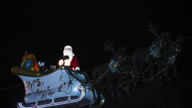 Tradition de Noël : des arrêtés municipaux pour autoriser le Père Noël à survoler les communes françaises