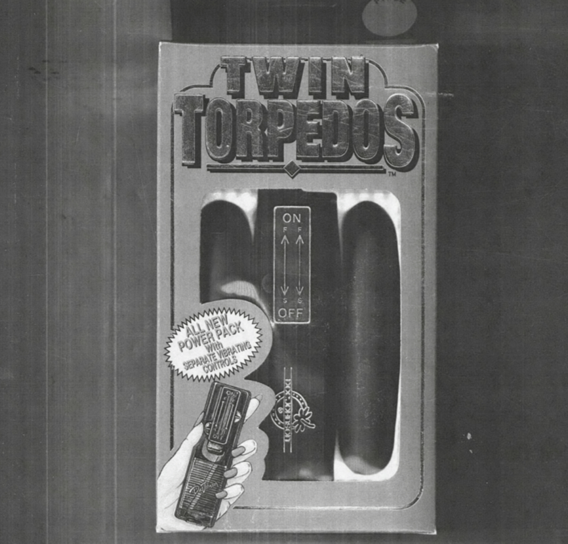 Dossiers Epstein : des célébrités comme Bill Clinton en photo, des centaines de pages censurées, et le silence continue