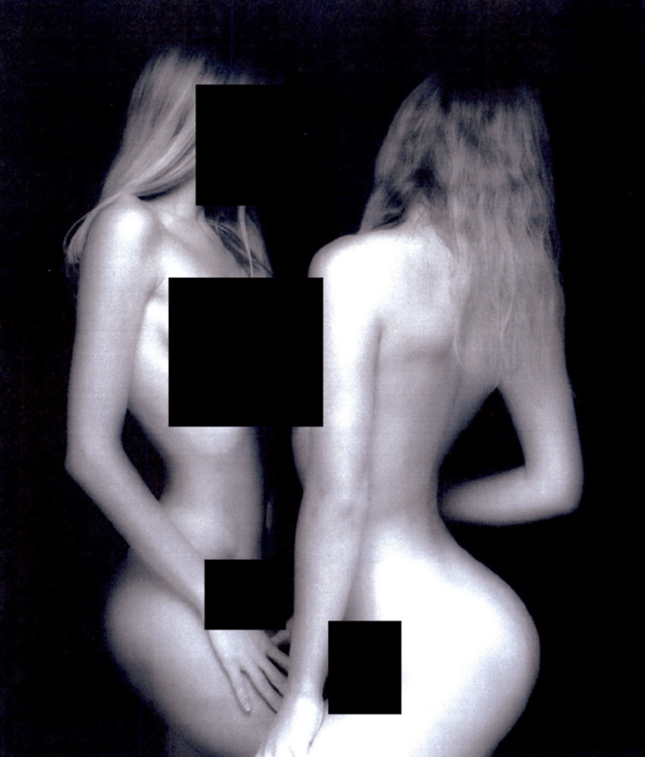 Dossiers Epstein : des célébrités comme Bill Clinton en photo, des centaines de pages censurées, et le silence continue