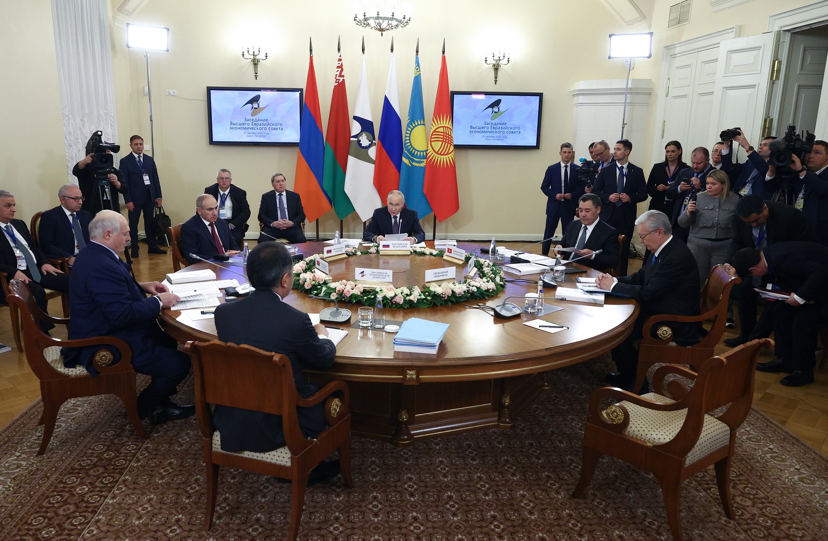 Union économique eurasiatique : les dirigeants à Saint-Pétersbourg pour approfondir la coopération