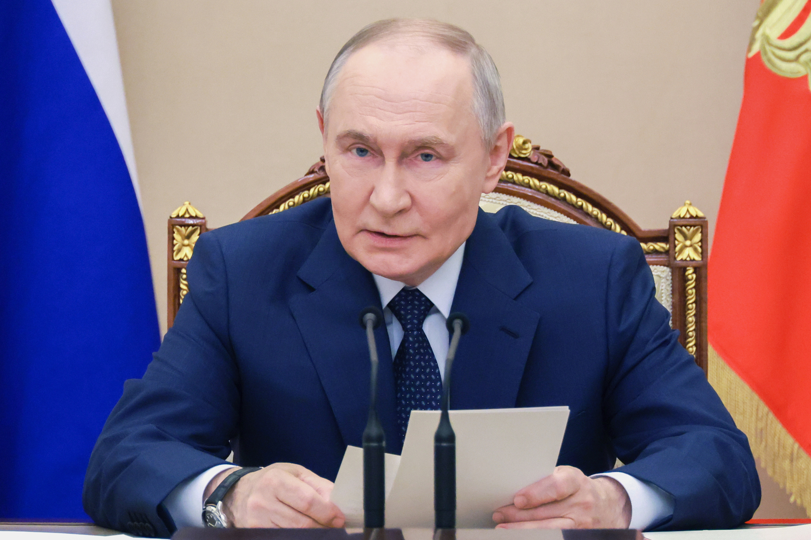 La Russie a multiplié sa production militaire jusqu’à 22 fois depuis 2022, affirme Poutine lors d’un point sur l’industrie de défense
