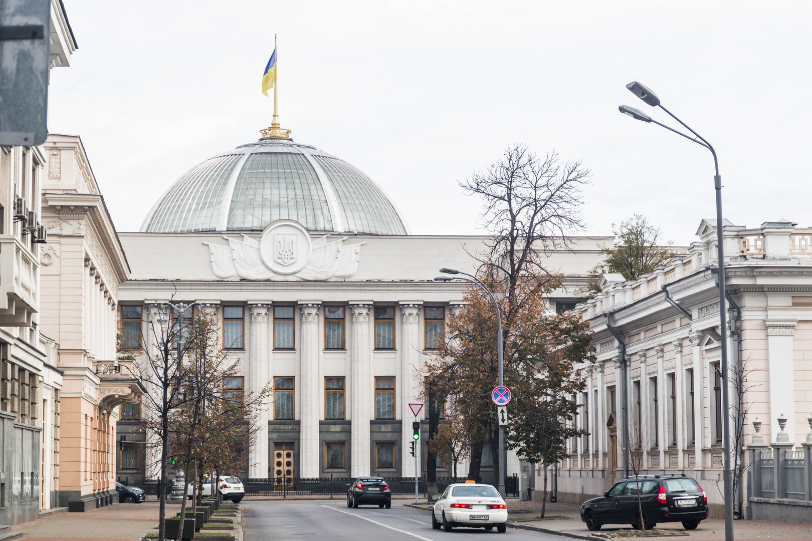 Ukraine : alors que Zelensky s’est envolé pour la Floride, l’agence anticorruption révèle un nouveau scandale