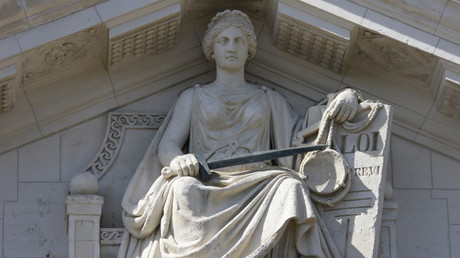 France : le vice-président d’un tribunal soupçonné d’avoir appelé à kidnapper et à violer son ex-femme