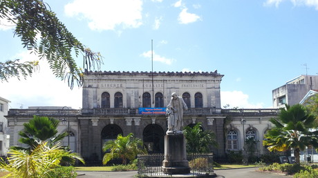 Outre-mer : un rapport alerte sur un accès à la justice «entravé au quotidien»