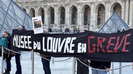 France : le Louvre paralysé par une grève du personnel