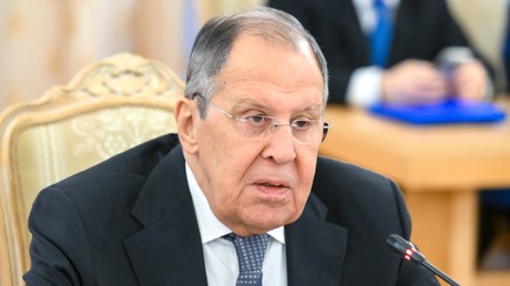Sergueï Lavrov appelle les régions russes à renforcer les liens avec l’Afrique