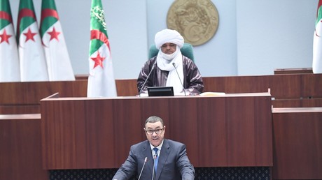 Algérie : 100 000 cas de fraude à l’allocation touristique recensés en 45 jours