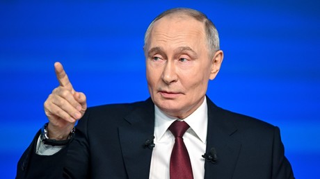 Satanisme, services occultes, sorciers ? «Folie», selon Poutine