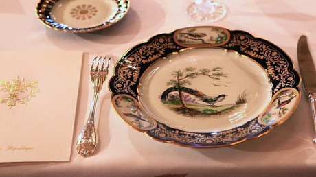 Une assiette du service de vaisselle de l’Élysée. [Photo d’illustration]
