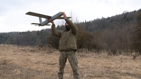 Des militaires français repérés au Donbass pour des entraînements au drone, selon Paris Match