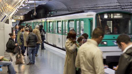 Paris : trois femmes poignardées dans le métro, un homme interpellé à Sarcelles