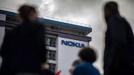 Télécoms : 2025, année noire pour l’emploi en Europe et aux États-Unis