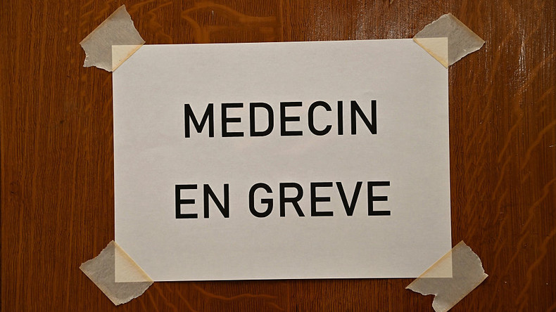 France : le mouvement social des médecins libéraux compte déjà plus de 15 000 praticiens grévistes