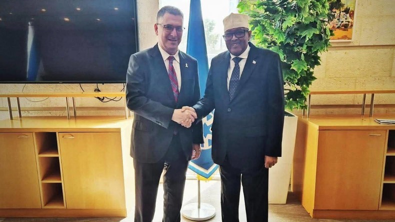 Le chef de la diplomatie israélienne effectue une première visite officielle au Somaliland depuis sa reconnaissance par Israël