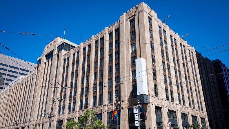 L'UE impose une mesure conservatoire à X après le scandale des images sexuelles de Grok