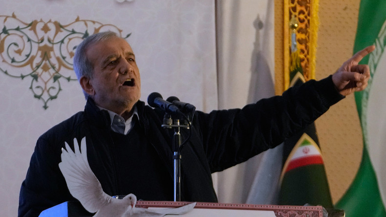 «Nous écouterons les revendications socio-économiques, mais nous ne céderons pas aux violences», affirme le président iranien