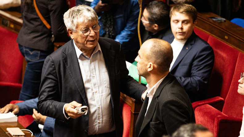 Crise politique en France : le gouvernement n’a «rien donné» de nouveau aux socialistes, estime Coquerel