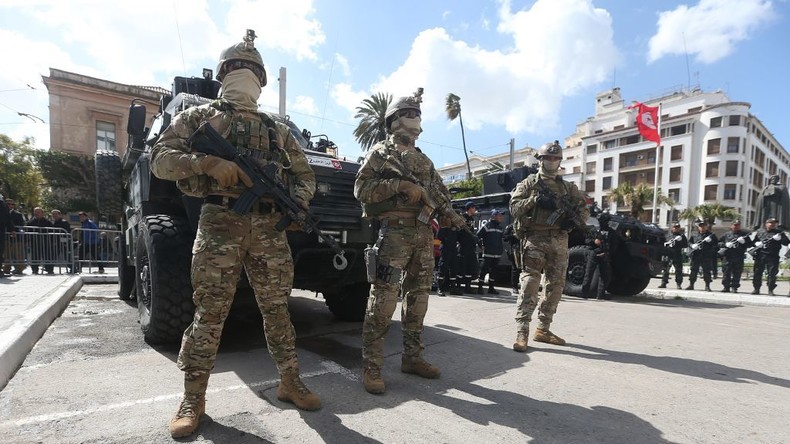 Tunisie : face aux inondations qui frappent le pays, le président de la République mobilise l’armée