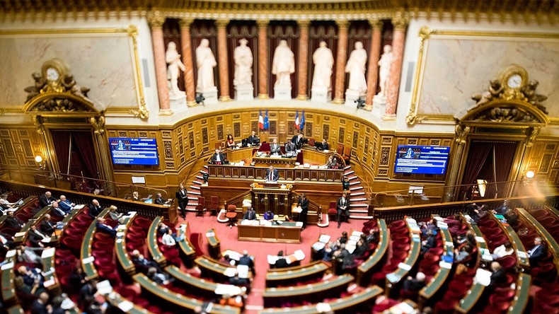 France : le Sénat fait de la résistance face à la légalisation de l’euthanasie