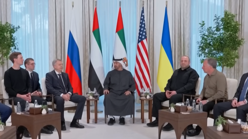 Les négociations entre la Russie, les États-Unis et l'Ukraine à Abou Dhabi terminées et qualifiées de «constructives»