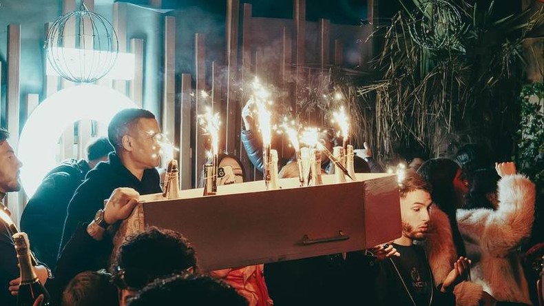 France : vague de fermetures de boîtes de nuit après le drame de Crans-Montana