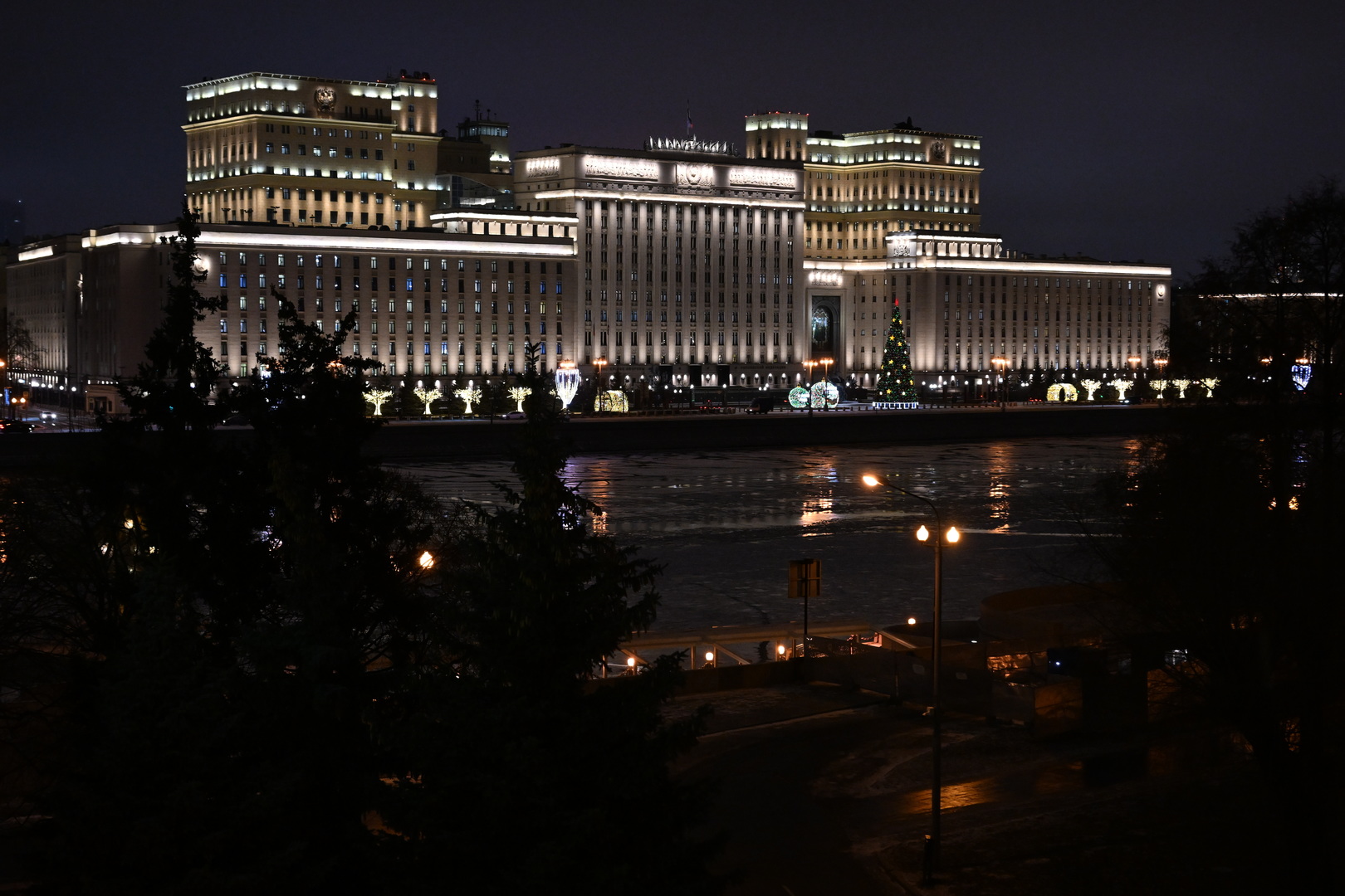 Moscou réfute toute frappe sur Kharkov et dénonce une mise en scène ukrainienne pour masquer l'attaque commise contre les civils à Kherson