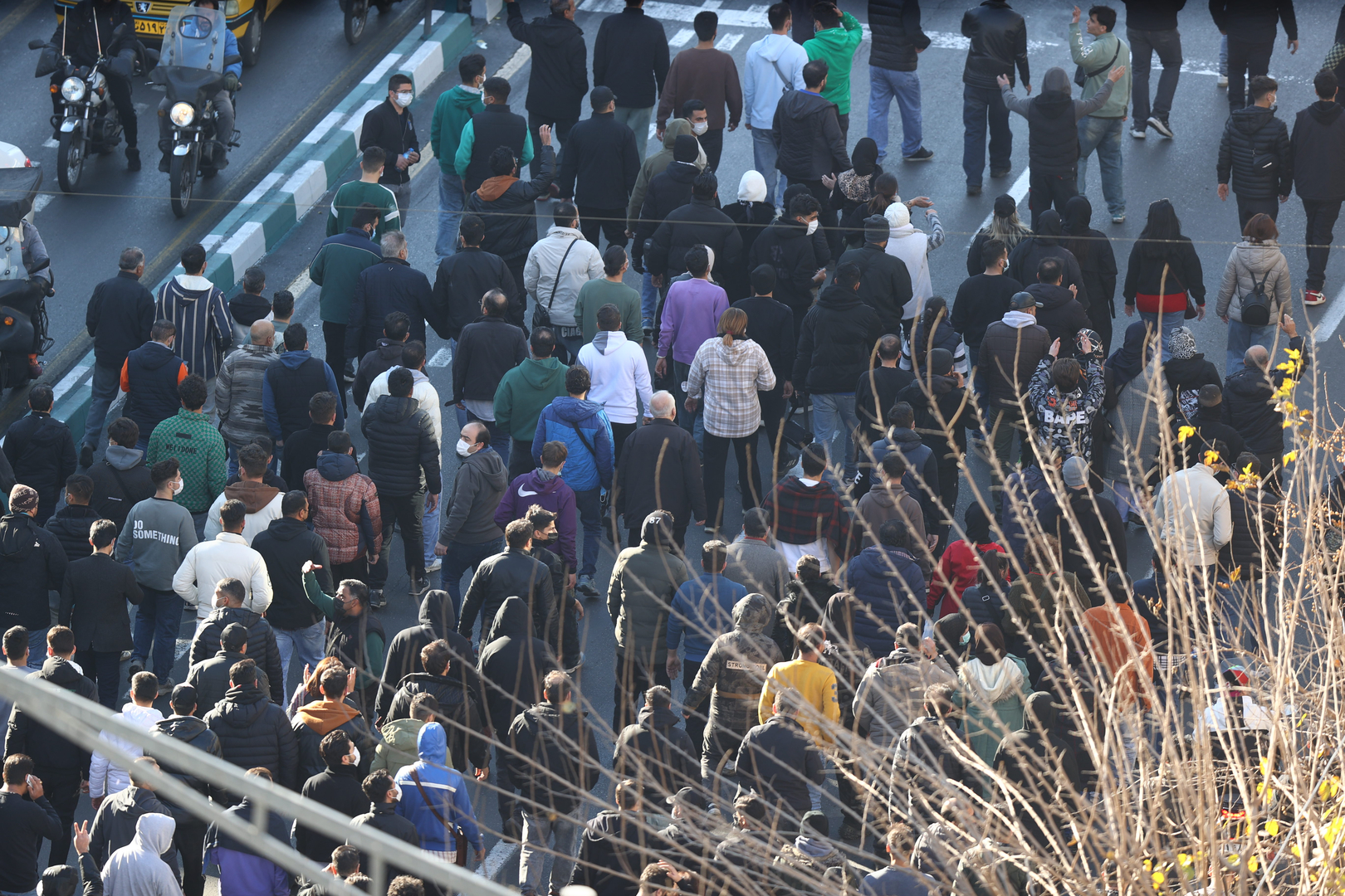 En Iran, la nouvelle vague de manifestations se poursuit et s’intensifie