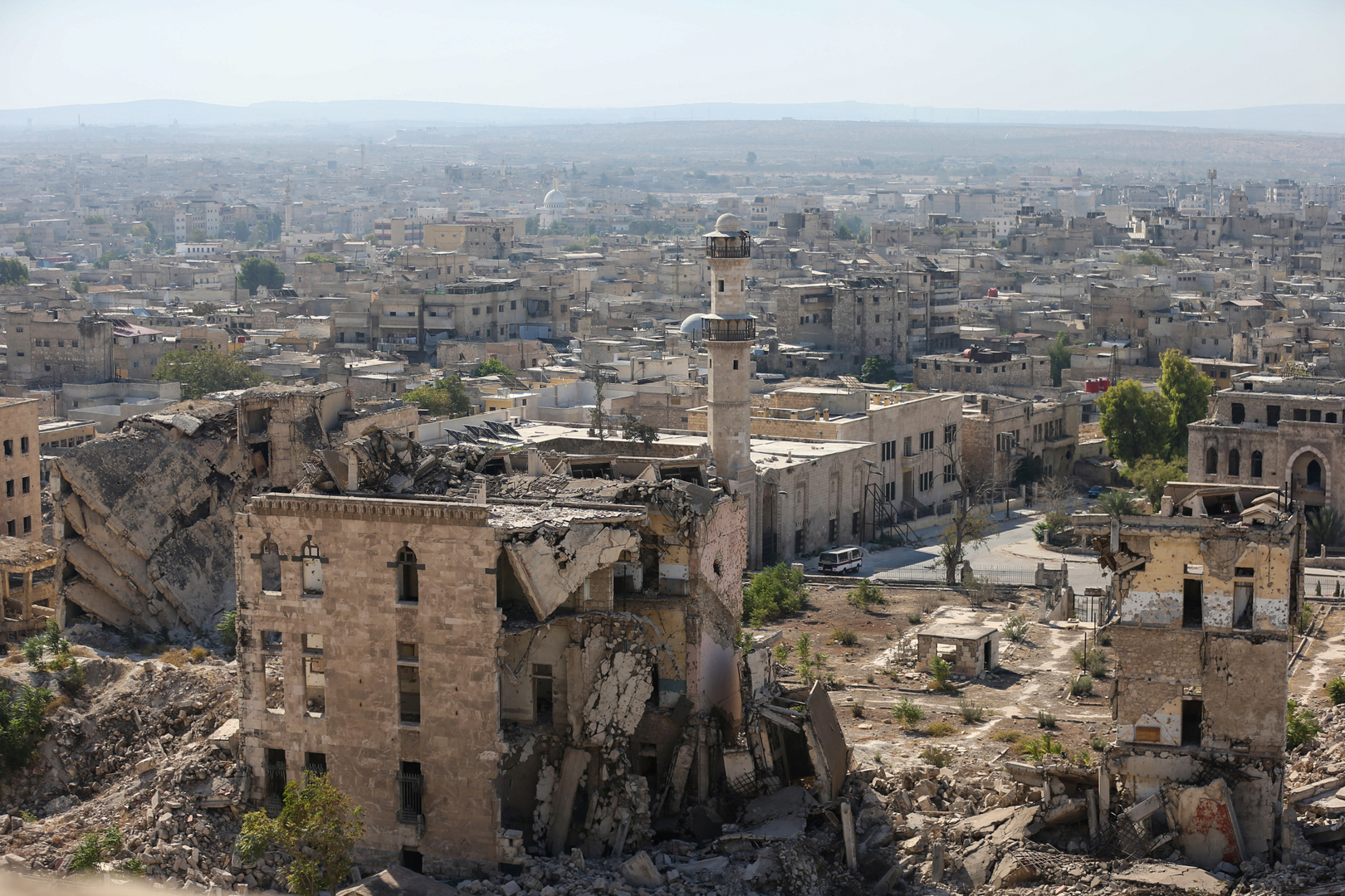 Syrie : un cessez-le-feu fragile à Alep après des affrontements meurtriers